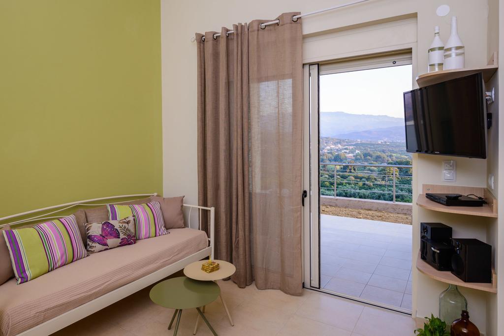 Aksos Suites Accessible Accommodation Agia  客房 照片
